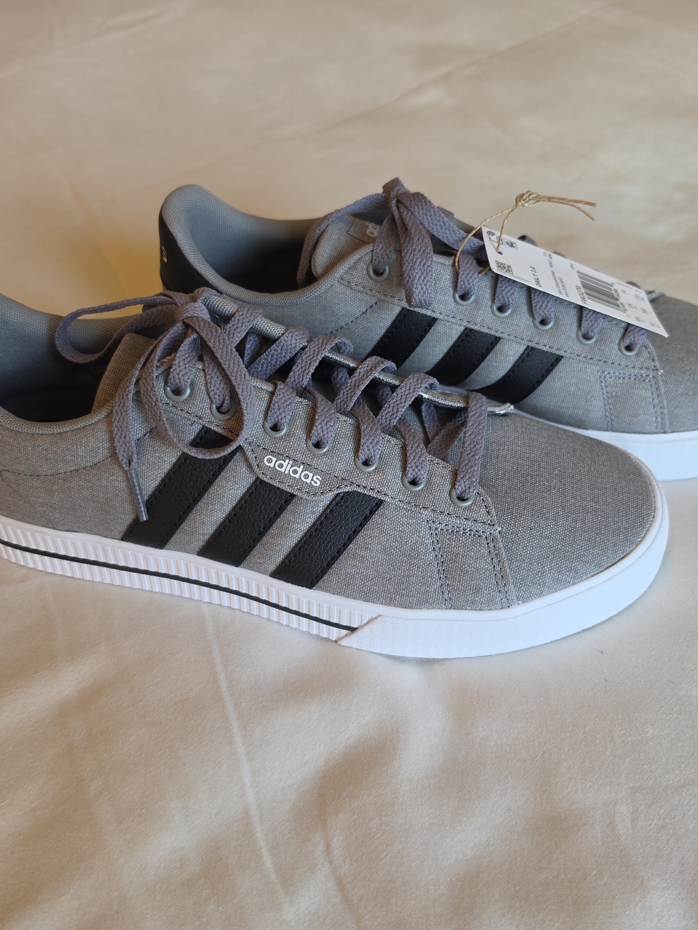 adidas Men's Daily 3.0 Gray Canvas Casual Sneakers with Black Stripes - NWT